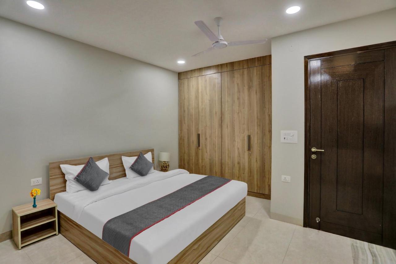 Townhouse Xanthe Hotel Ноида Екстериор снимка
